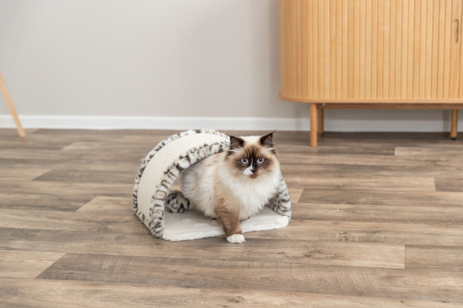 Trixie krabbrug krabhuisje Leo 25 cm crème