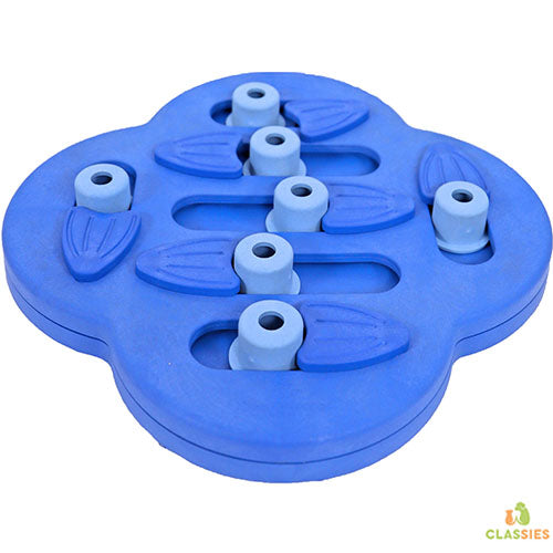 Nina Ottosson Hundeversteck und Rutsche, zusammengesetzt, 33 x 33 x 5 cm