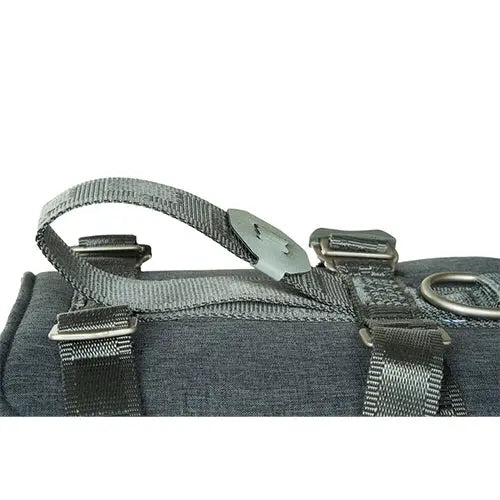 Hurtta travel harness autoharnas eco blackberry - zwart Classies