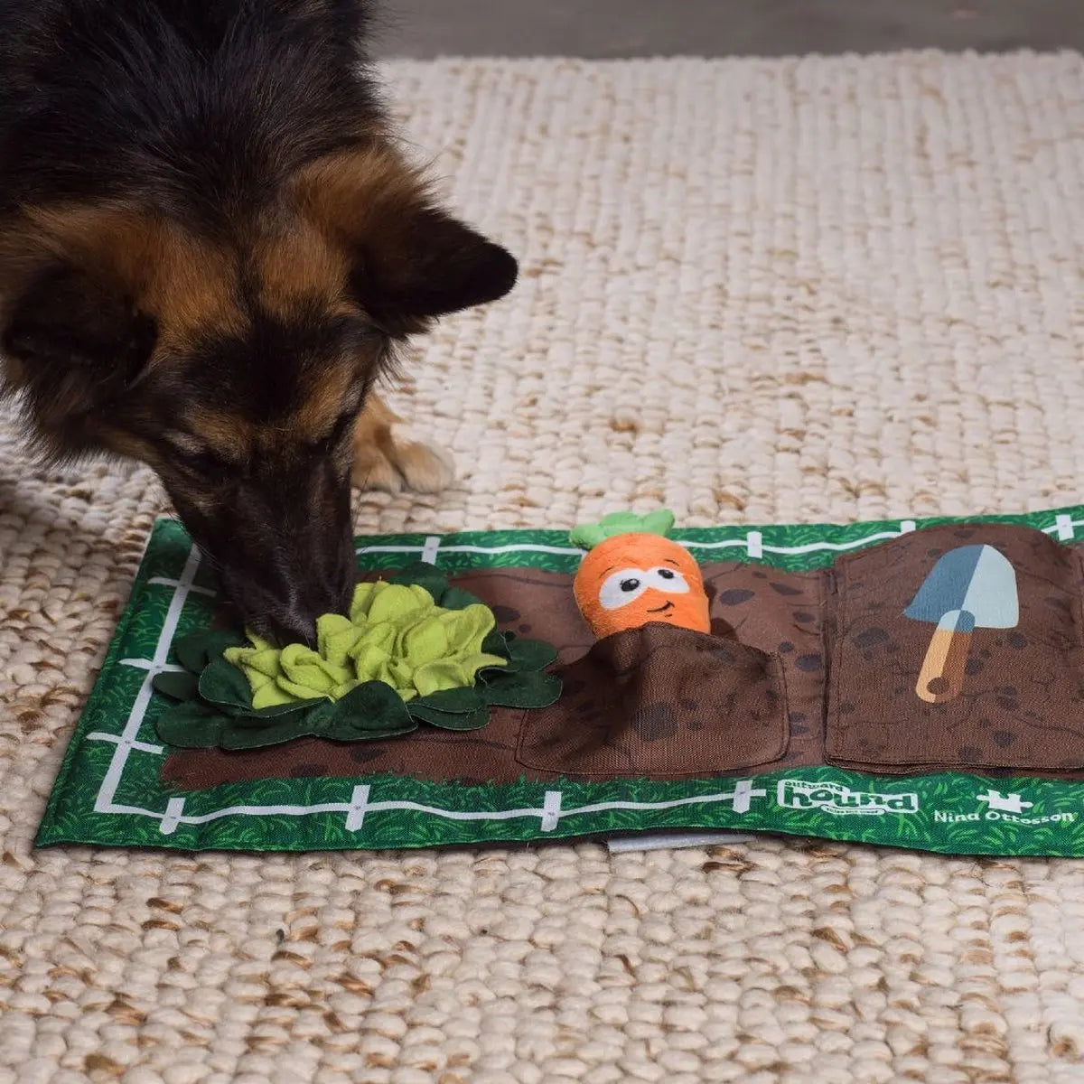 Nina Ottoson intelligentiespeelgoed - snuffelmat - garden Classies