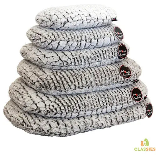 Jack and Vanilla ovaal hondenkussen snakeskin Classies